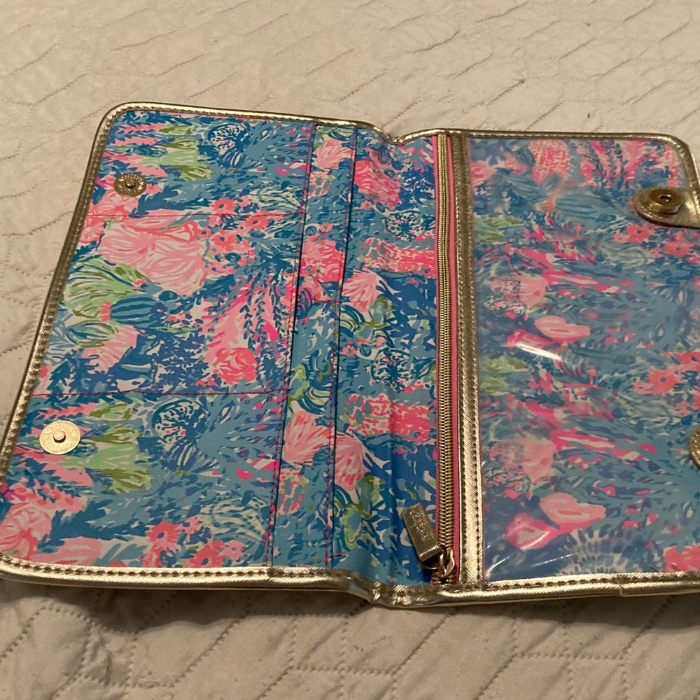 Lilly Pulitzer Tropical Floral Travel Organizer - Picture 5 of 7